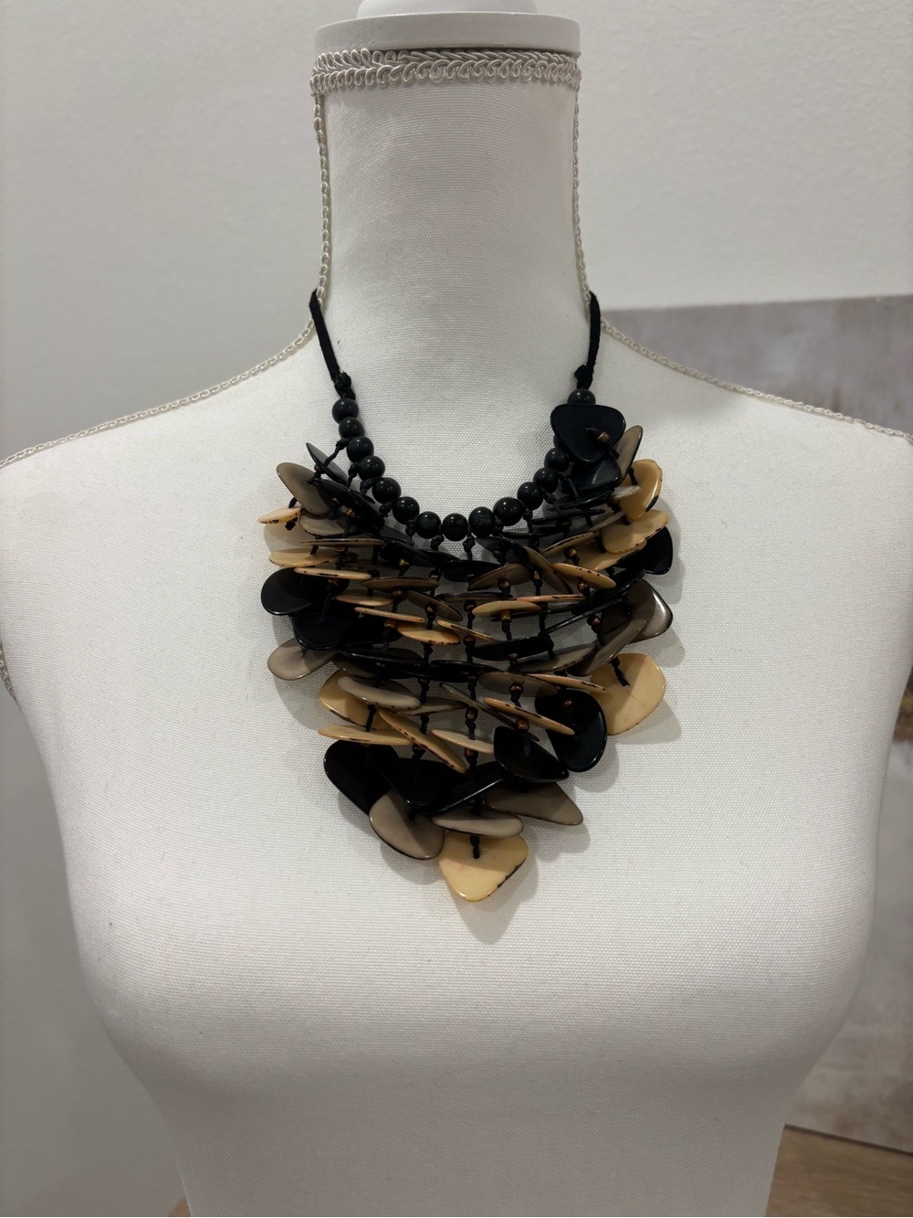 Chunky Black and Beige Statement Necklace - Women Jewelry